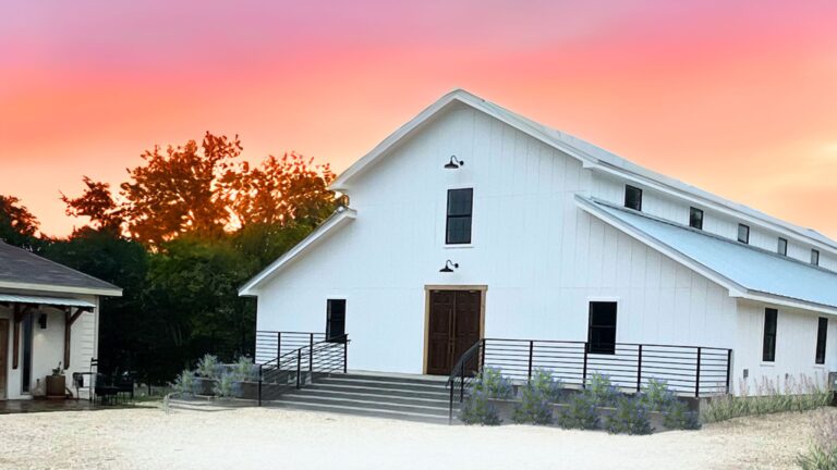 Wedding venue 101: delight friends and family in the Texas Hill Country